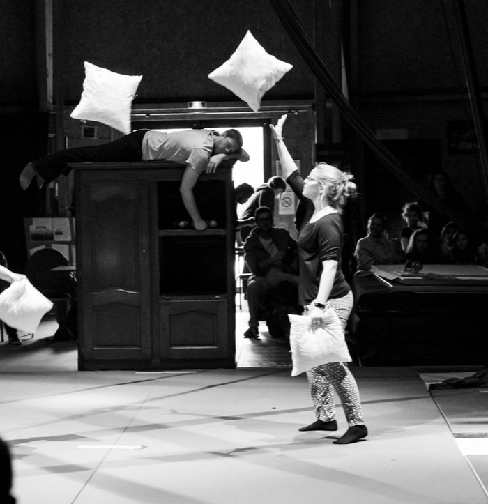 Jonglage et monocycle avec le Chapidock et Cirque en Retz