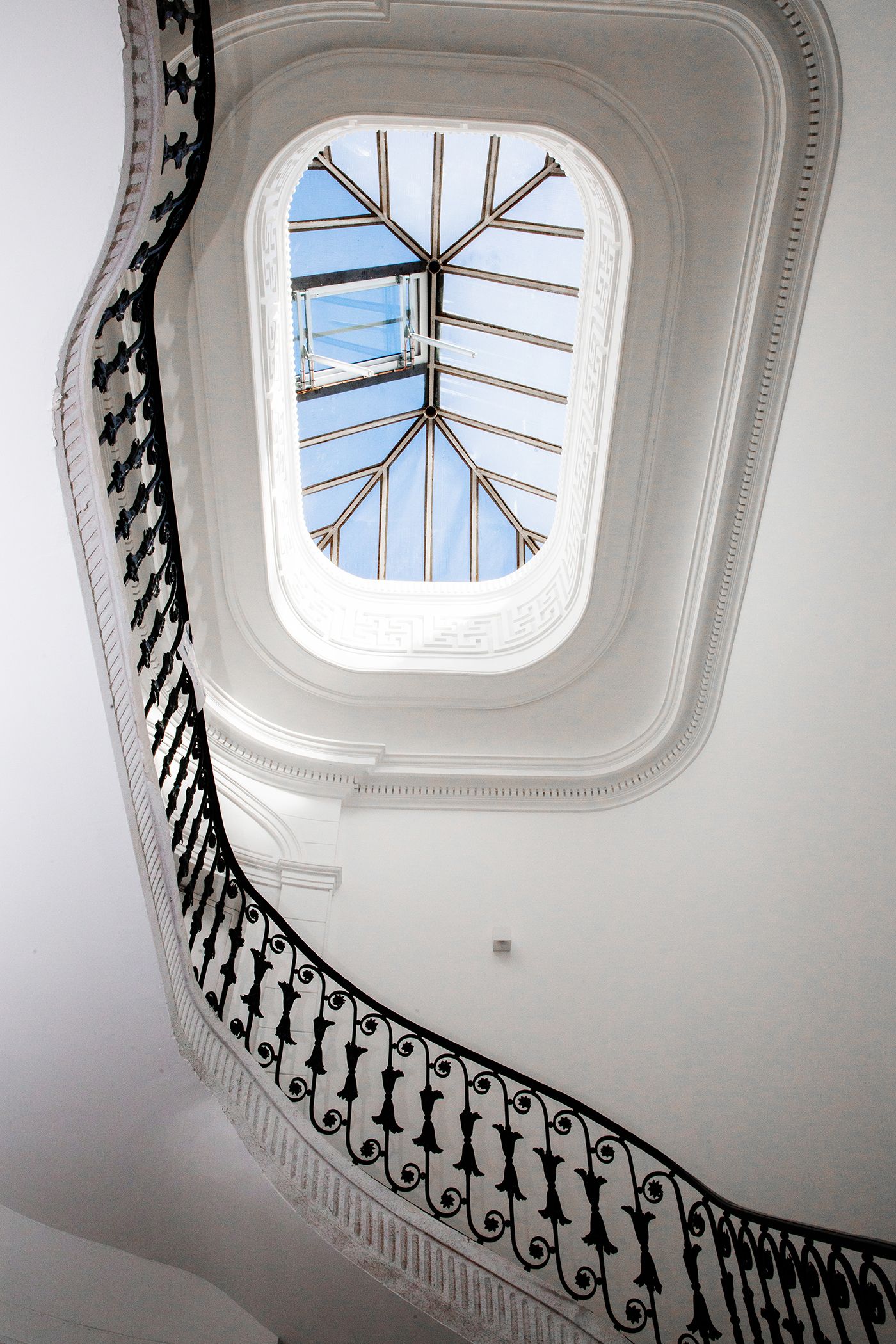 Guided Tour of Hôtel Victoria