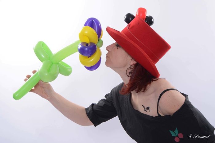 Sculpture sur ballons et maquillages par l'artiste Art'May