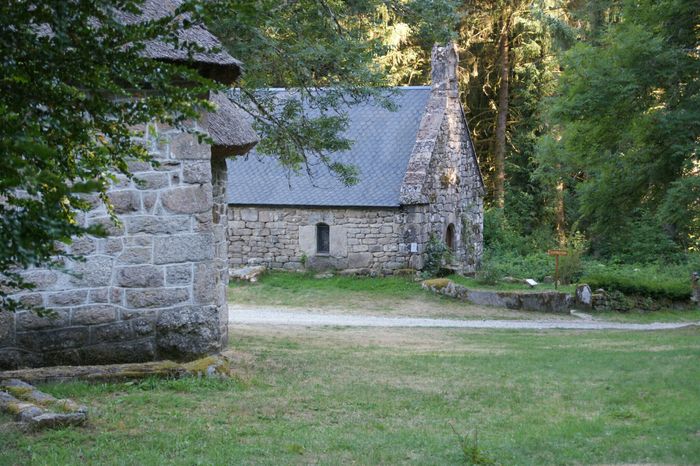 Visite guidée du village abandonné de Clédat