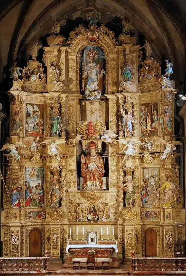 Visite de l'église de Prades et de l'Abbaye de St-Michel de Cuxa