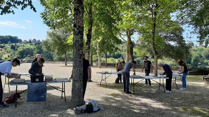 Atelier adultes : "L'œuvre à trou"