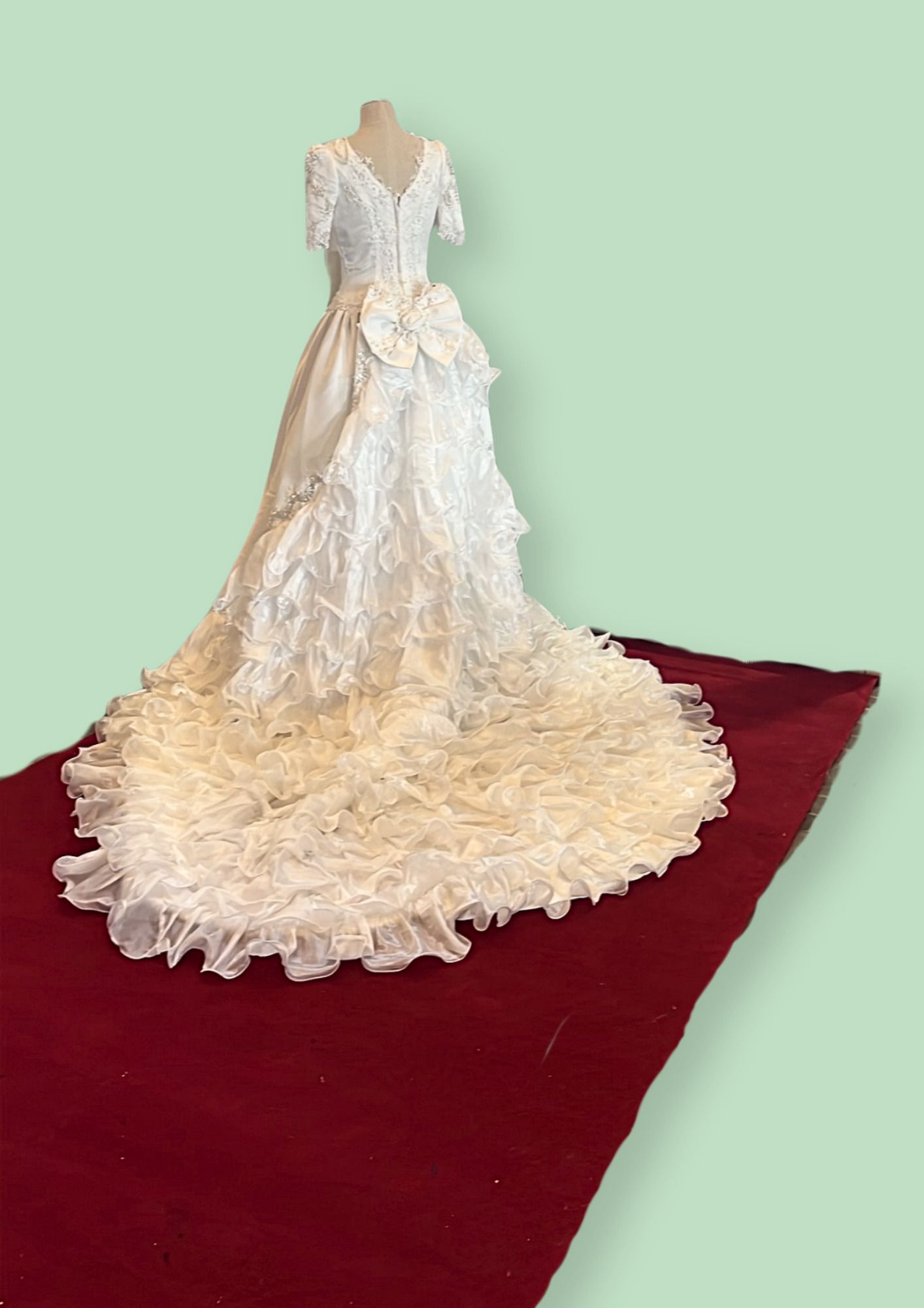Du 1er au 10 octobre
Œuvre collective : customisez la robe de mariée du défilé