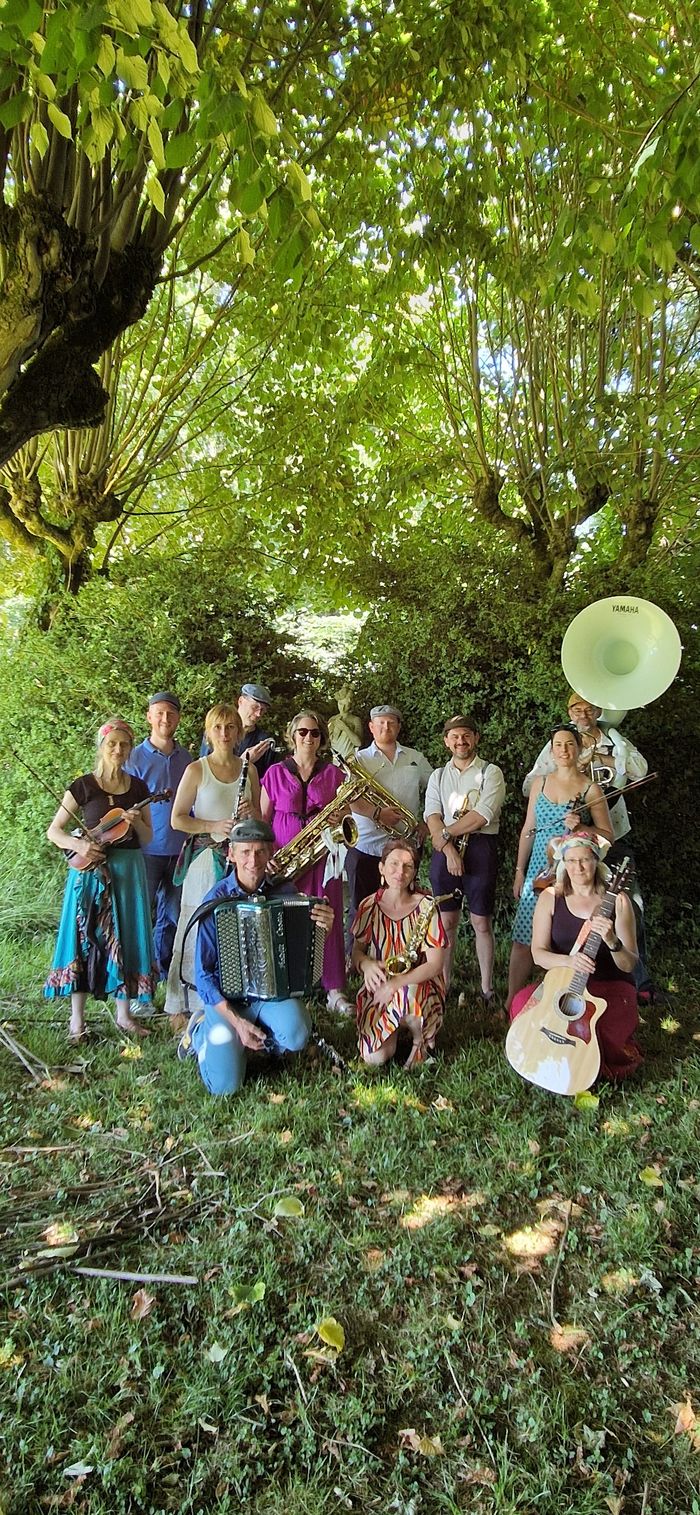 Balades en fanfare dans les Balkans