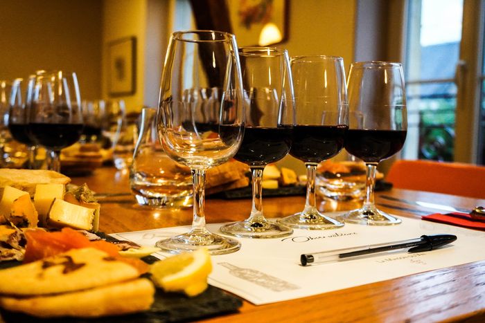 Dégustation de vin à la Maison du Vin