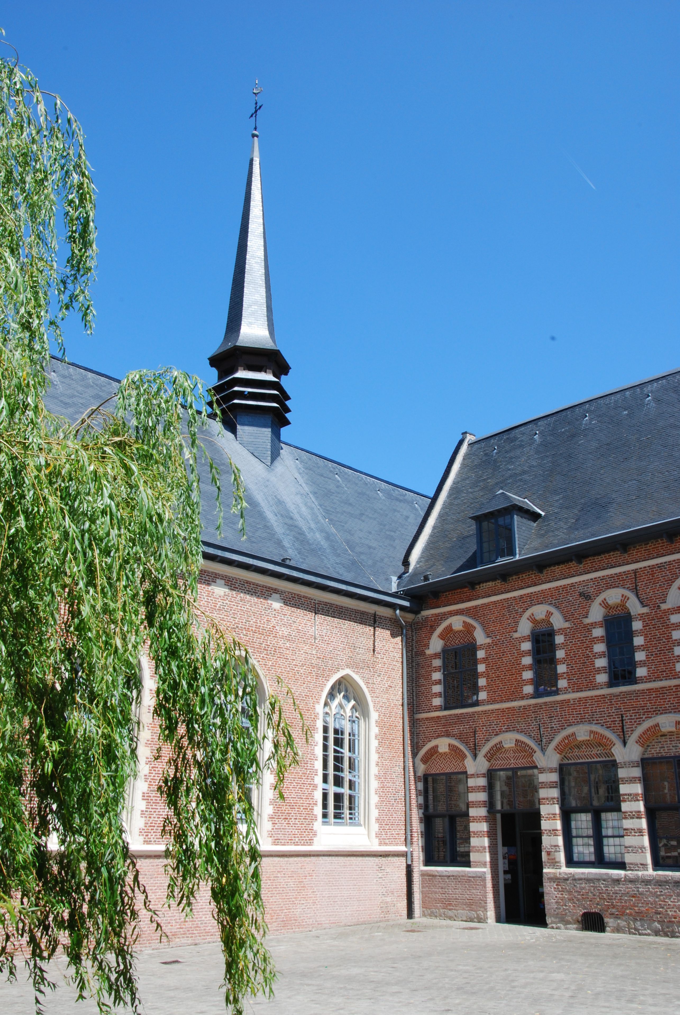Partez à la découverte de lieux patrimoniaux transformés : hospice, brasserie, poste, usine textile… que sont-ils devenus ?