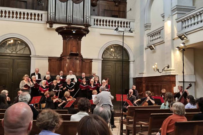 Concert par l’ensemble vocal et instrumental « La Croche-Choeur »
sous la direction de Jean-Paul Claux.