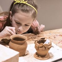 Atelier modelage argile - créations de Noël