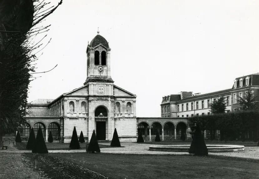 Visites et exposition à l'hôpital Charles Foix