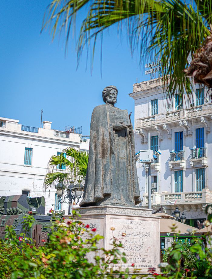 De Braudel à Bourguiba : Méditerranée, temps long et identités tunisiennes