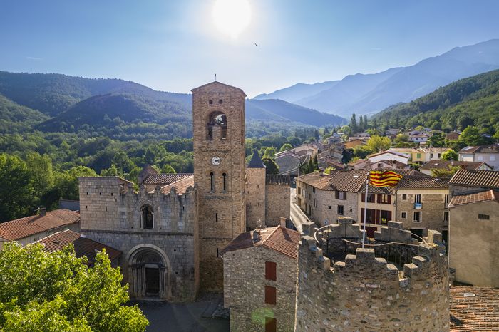 Les balades du Conflent - "Visite de l'église de Corneilla - de - Conflent"
