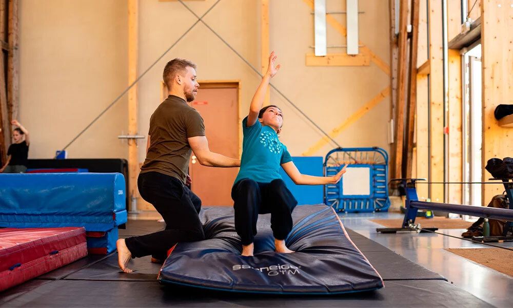Stage acrobatie & équilibre sur objets