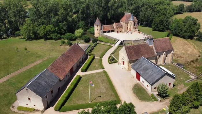 Visite du château d'Anizy et de son église Saint-Martin