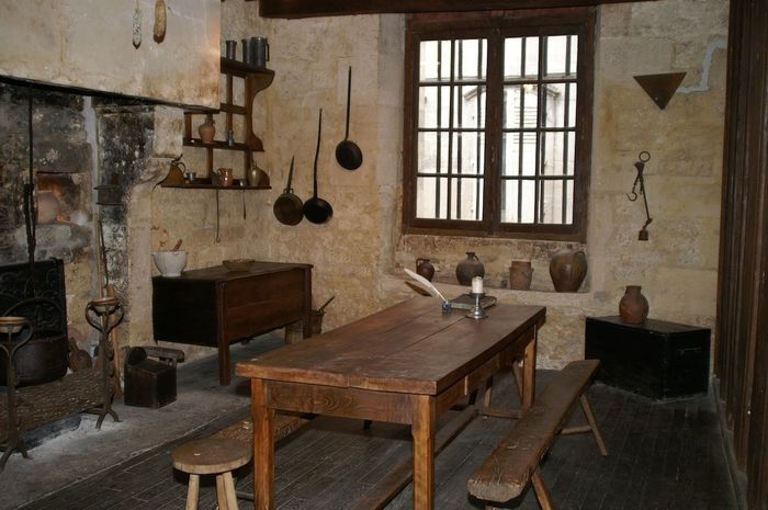 Visite guidée d'un auditoire de 1561 et de ses cachots