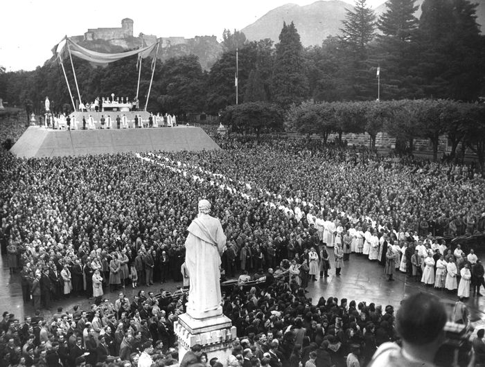Exposition sur le pèlerinage du Retour des prisonniers de guerre (Lourdes, 1946)