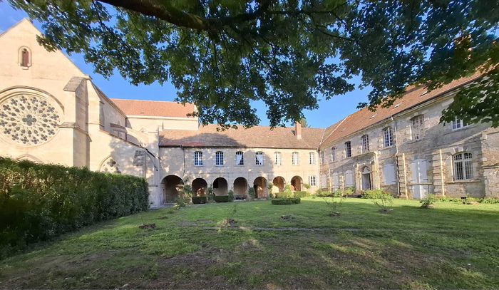 Exposition sur l'histoire de l'abbaye et l'ordre cistercien