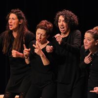Théâtre - Histoires de famille en scène