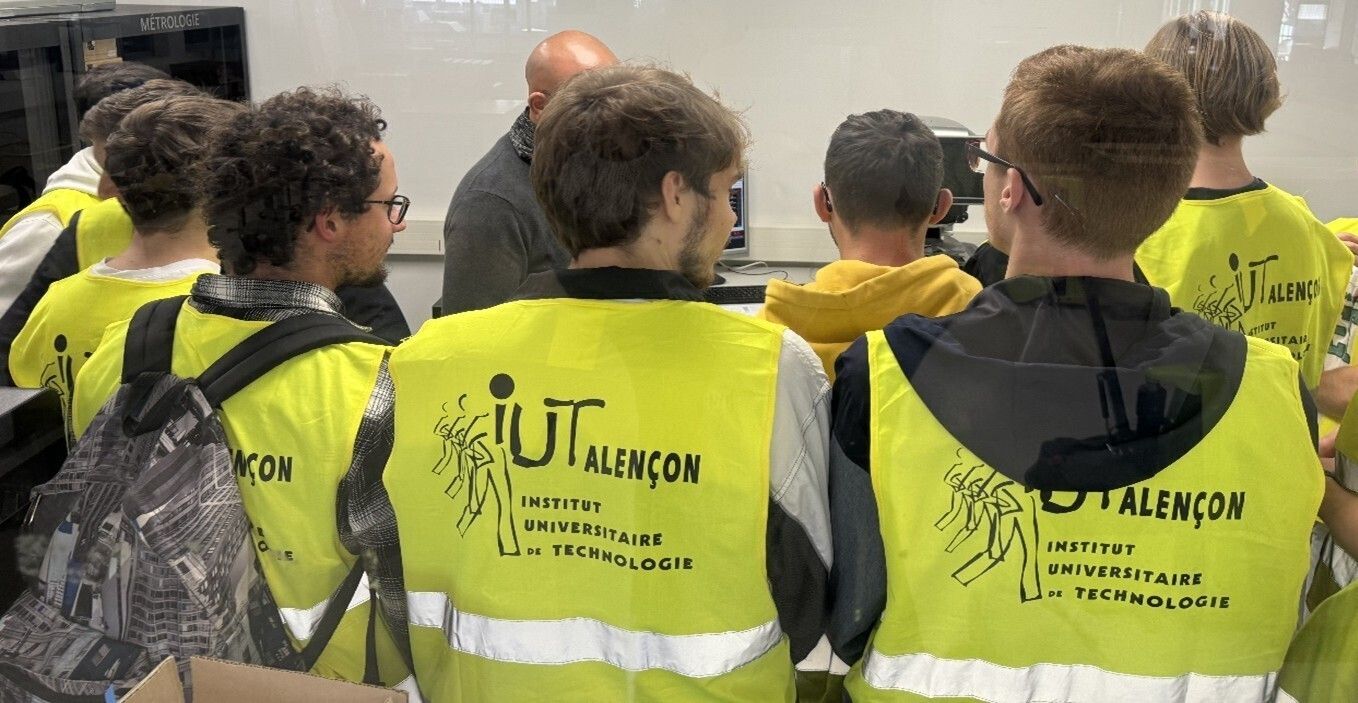 L'IUT d'Alençon visite GUY DEGRENNE