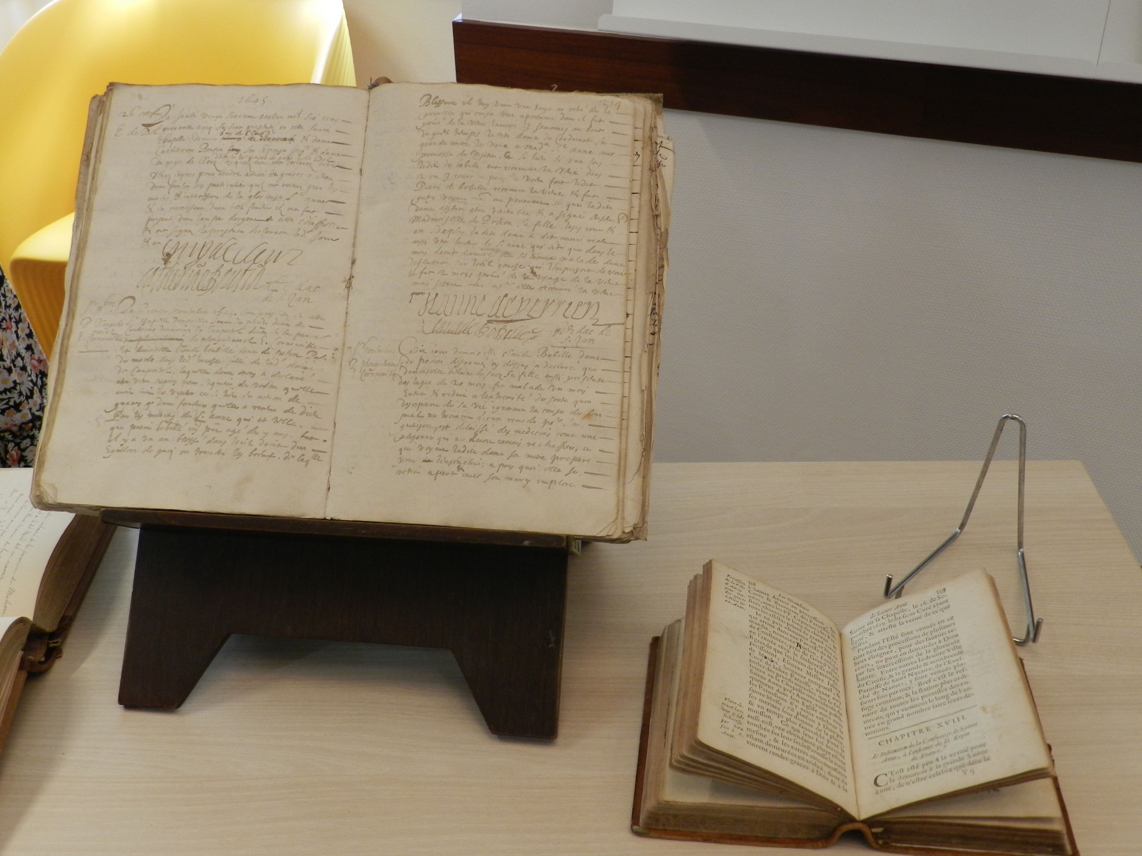 Découverte exceptionnelle du Livre des Miracles et de l'Atlas géographique du 17e siècle