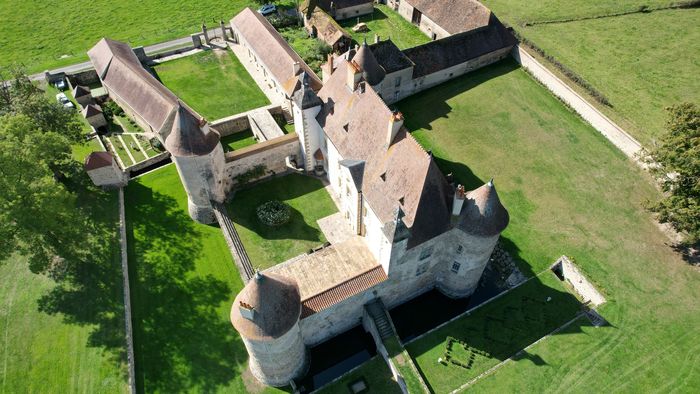 Visite du Château des Aix