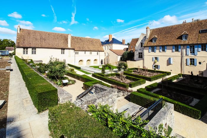 Les jardins du musée de la faïence et des beaux-arts
