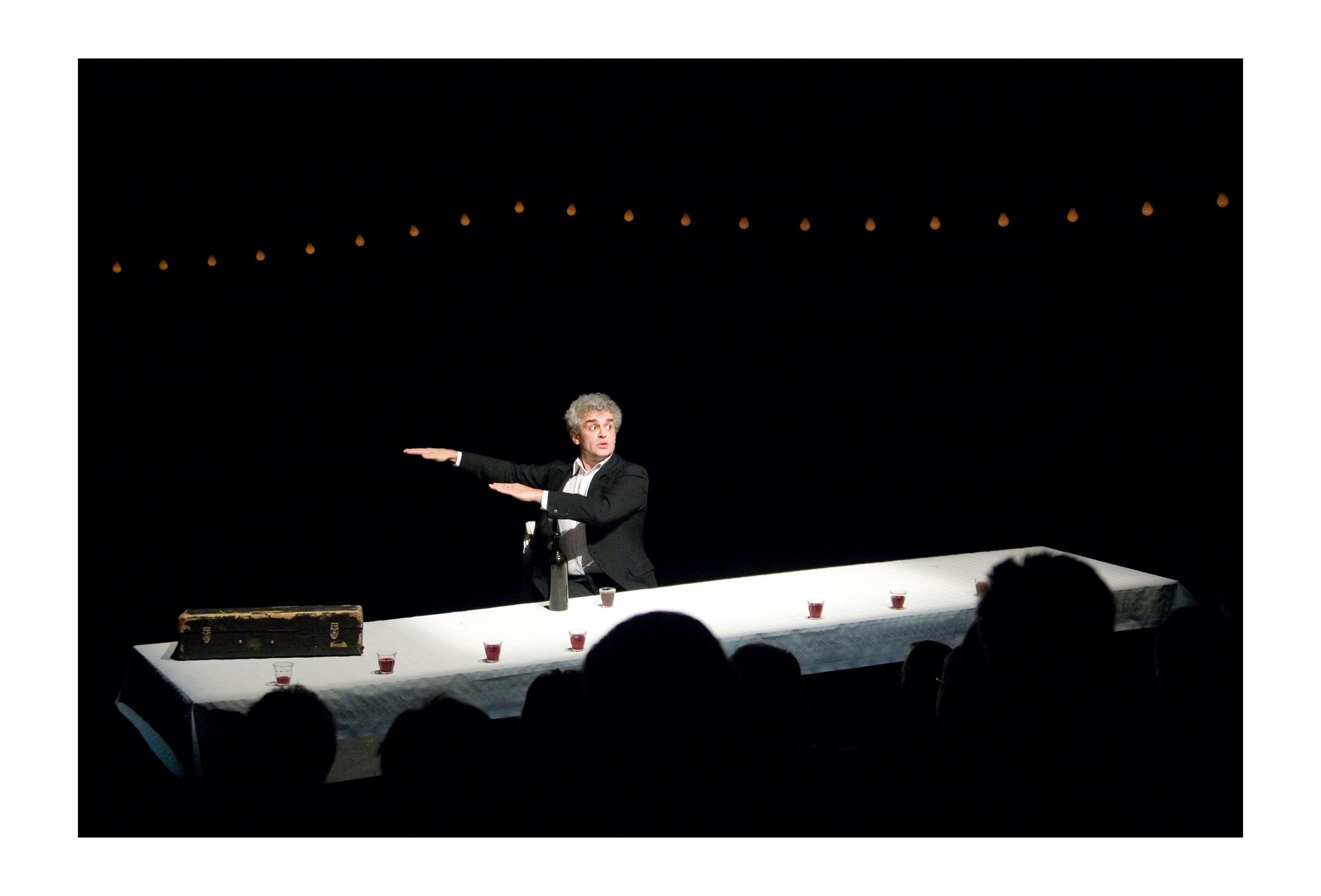 LE BANQUET DE LA SAINTE CÉCILE - Jean-Pierre Bodin Cie La Mouline, Spectacle en complicité avec L’Harmonie Municipale de Boulogne-sur-Mer.