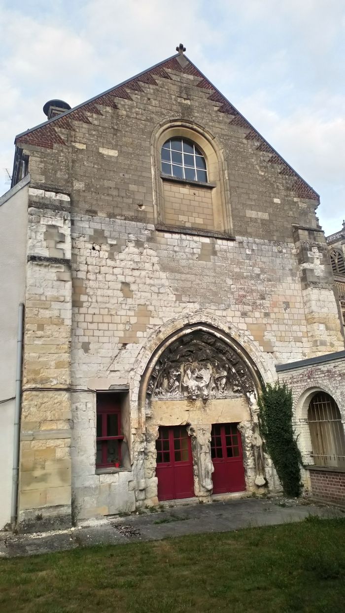 Exposition de photos, plans et dessins sur l'église Saint-Etienne de Corbie