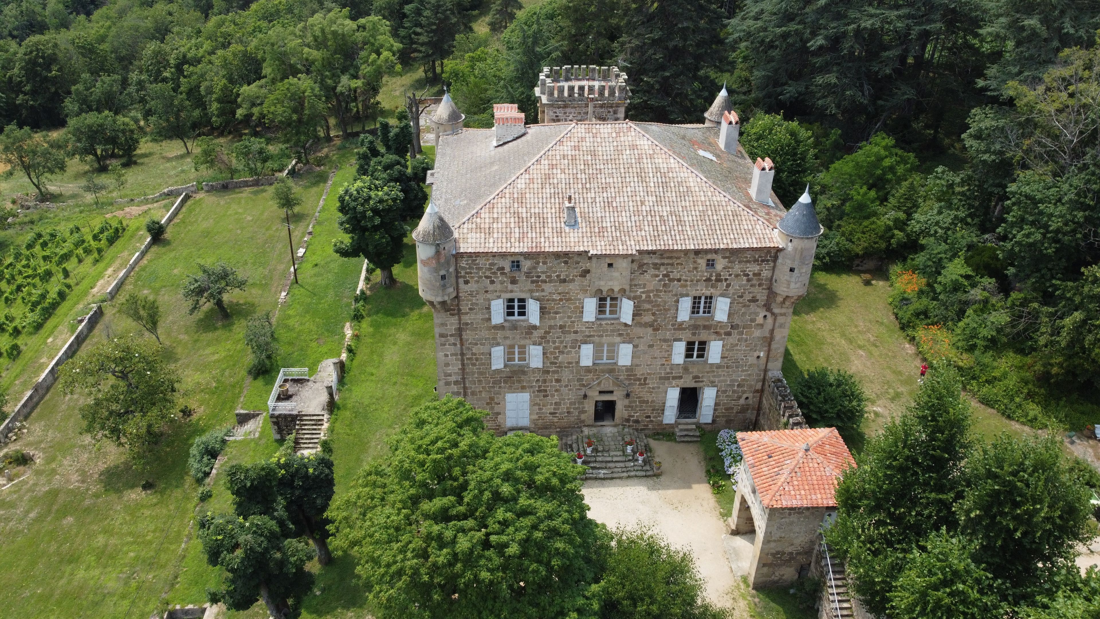 Visite guidée du Site du Château de Chazotte : XIV / XVII /XIXème siècles