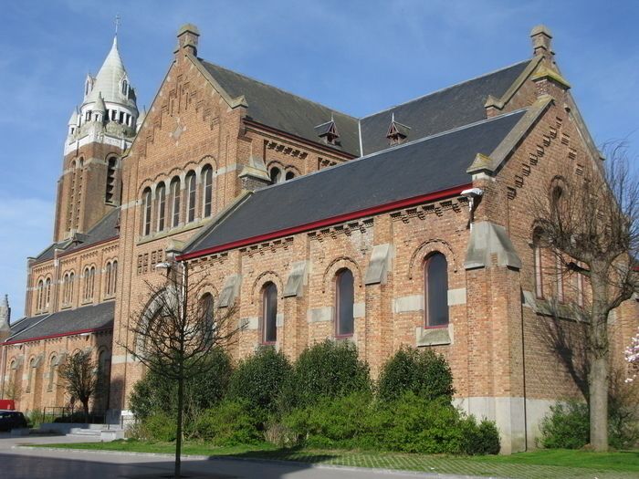 Visite flash de l’église St. Vaast : sacristie, objets liturgiques, histoire du culte à Notre-Dame du Fief