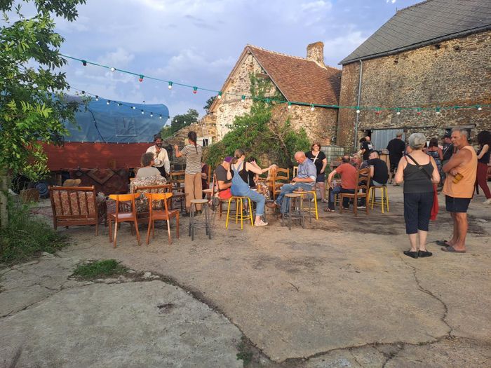 Chantier participatif, visite, film éco-construction et table ronde, avec Maisons Paysannes de la Sarthe