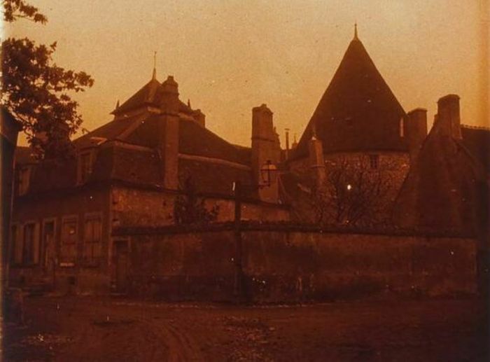Tours et détours à Cosne — Cosne-Cours-sur-Loire