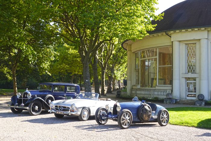 Exposition de voitures anciennes