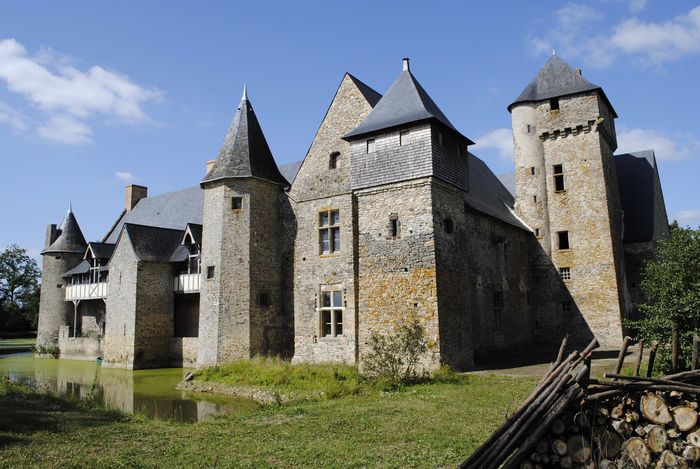 Visite du château de la Grande Courbe de Brée
