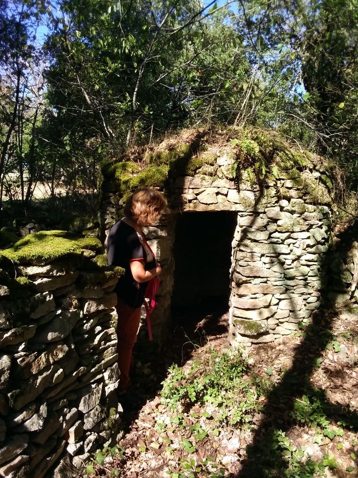 Randonnée pédestre de découverte du petit patrimoine bâti autour du Villaret