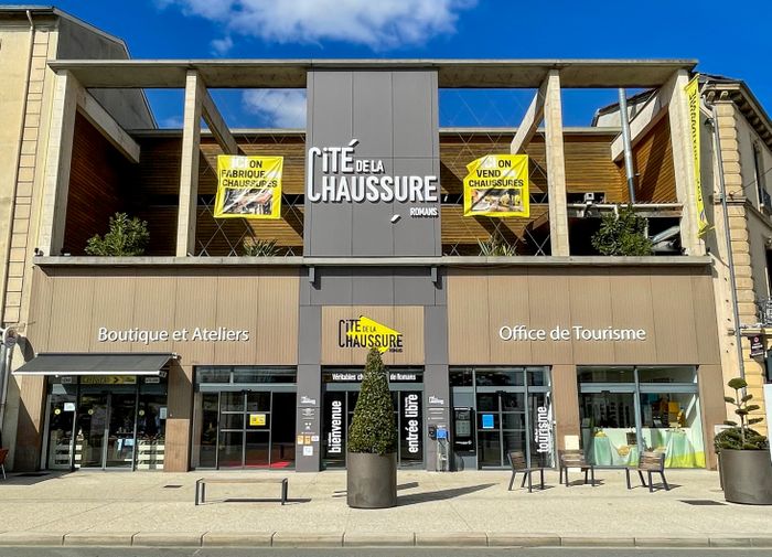 Visite guidée de la Cité de la Chaussure et de ses ateliers de fabrication