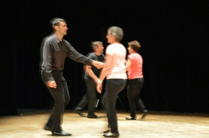 Danses à deux ou en solo - Association St-Médard de Doulon