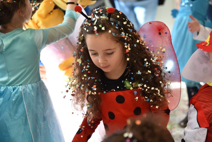 Venez déguisés pour fêter le carnaval tous ensemble !