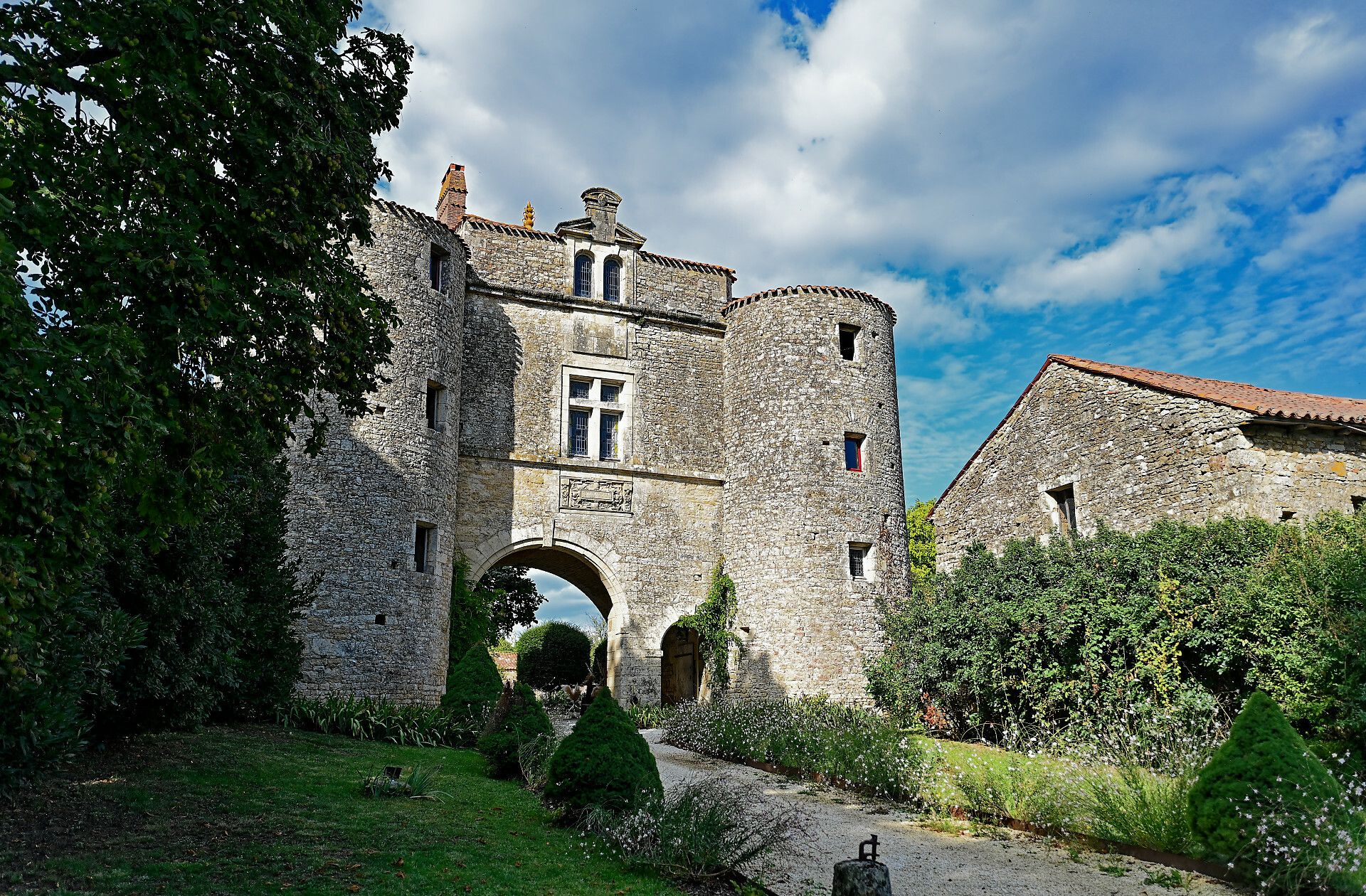 Chateau de la cressonnière de CEZAIS