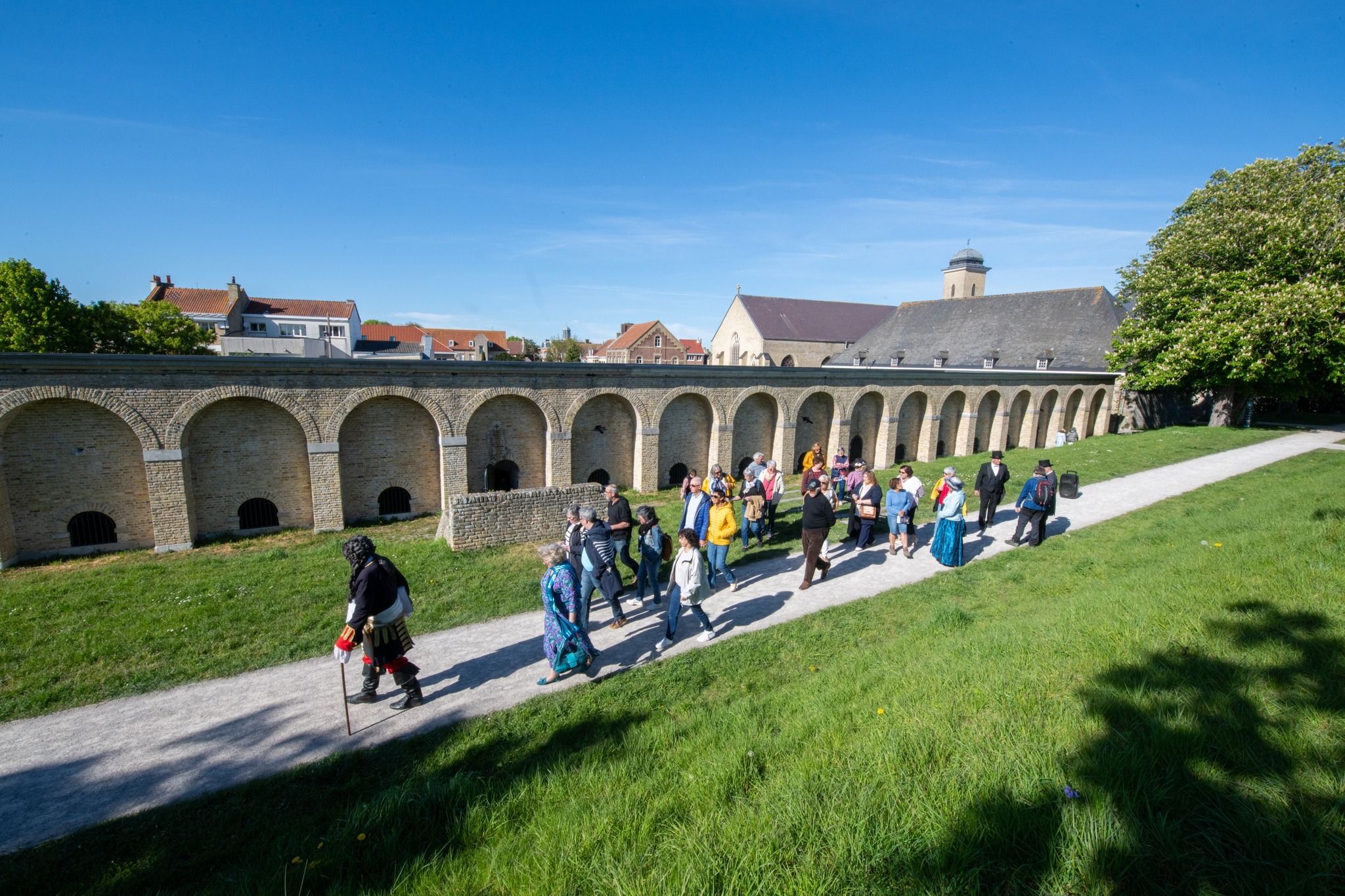 Visite guidée pédestre en compagnie de Monsieur Vauban