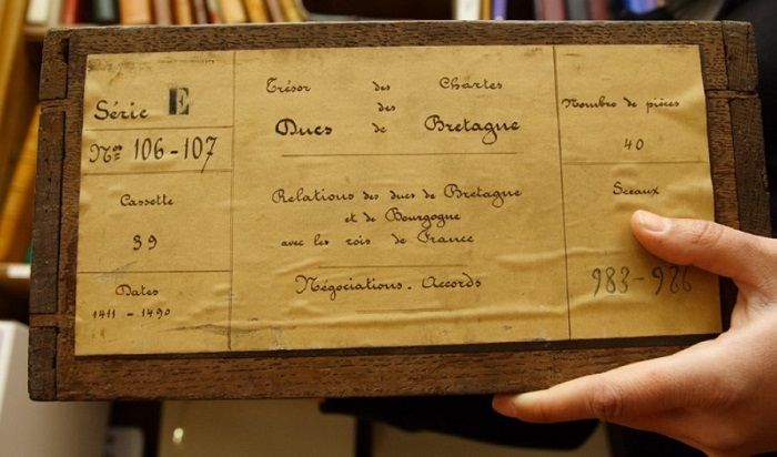 La face cachée des Archives départementales