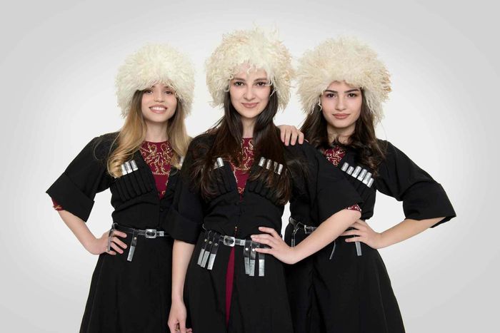 Trio Mandili (Annulé)