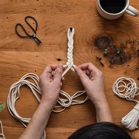 Atelier création de bracelets de macramé