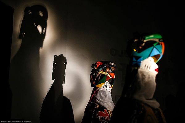 Visites nocturnes à la lampe torche