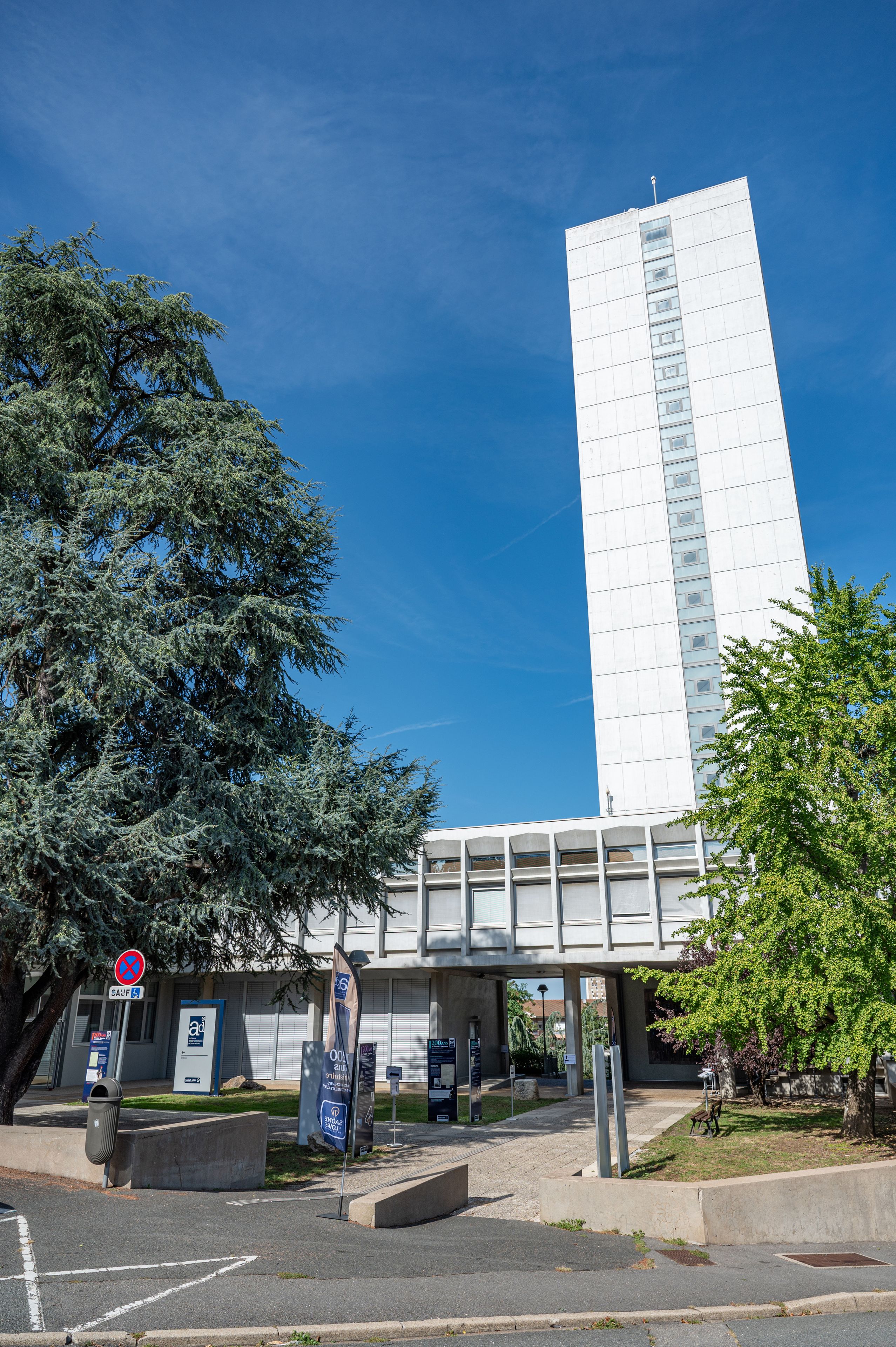 Visite du 20e étage de la tour des Archives