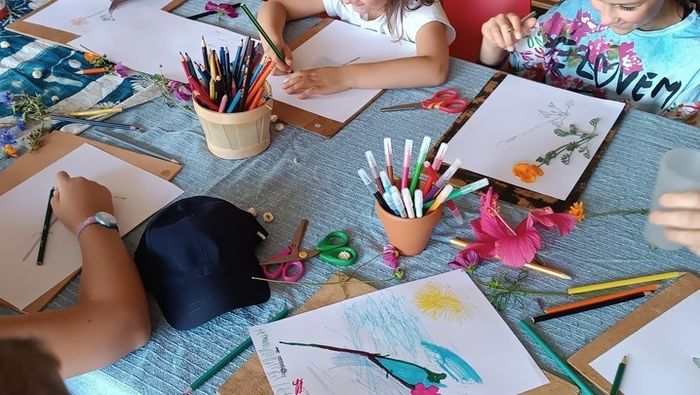 Atelier "Dessiner son herbier"