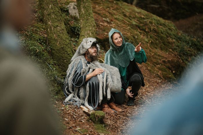 Visite guidée nocturne théâtralisée  : contes et légendes au Bois des Roches