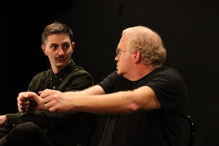 Faites-nous confiance, théâtre d'improvisation