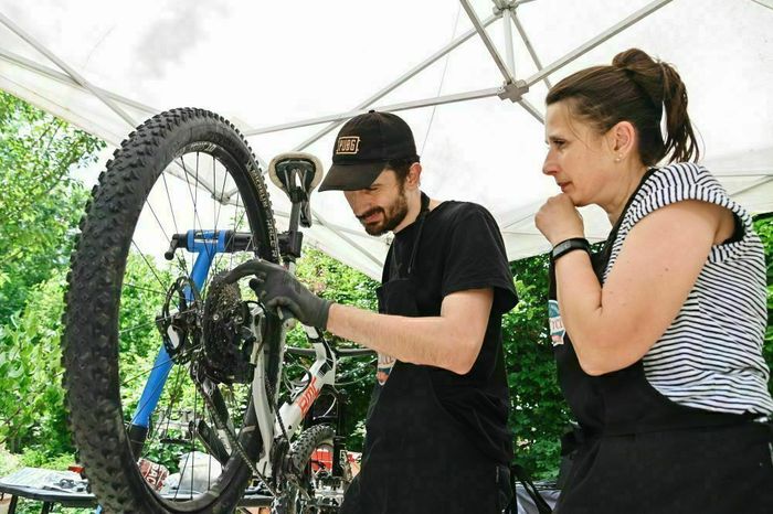 Venez faire diagnostiquer votre vélo et y faire effectuer de petites réparations, ainsi que réaliser un marquage Bicycode