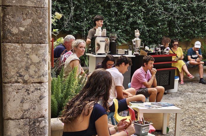 Pause conviviale : un café au musée