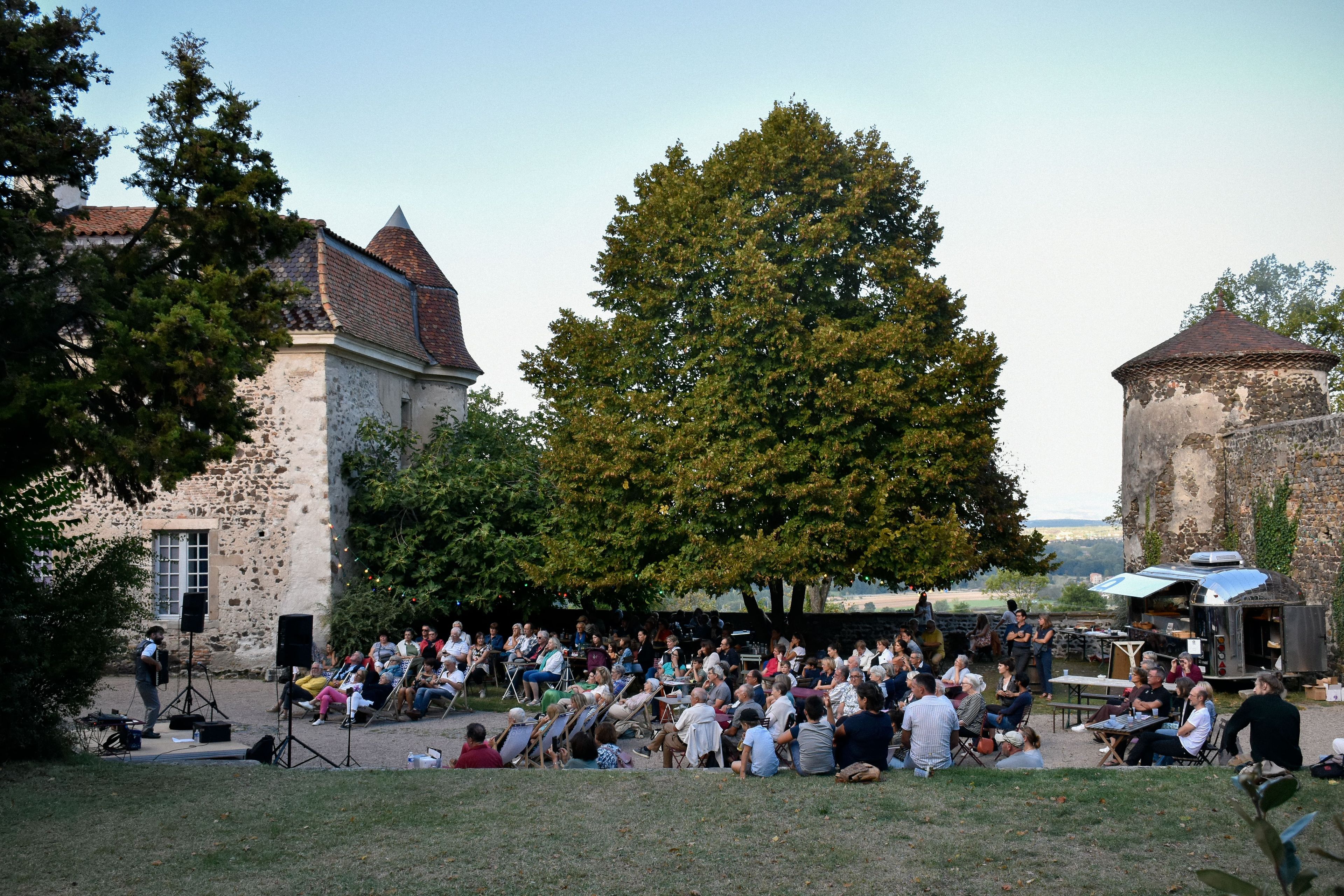 Concert dans la cour du château : Elodie Chapeland 4tet
